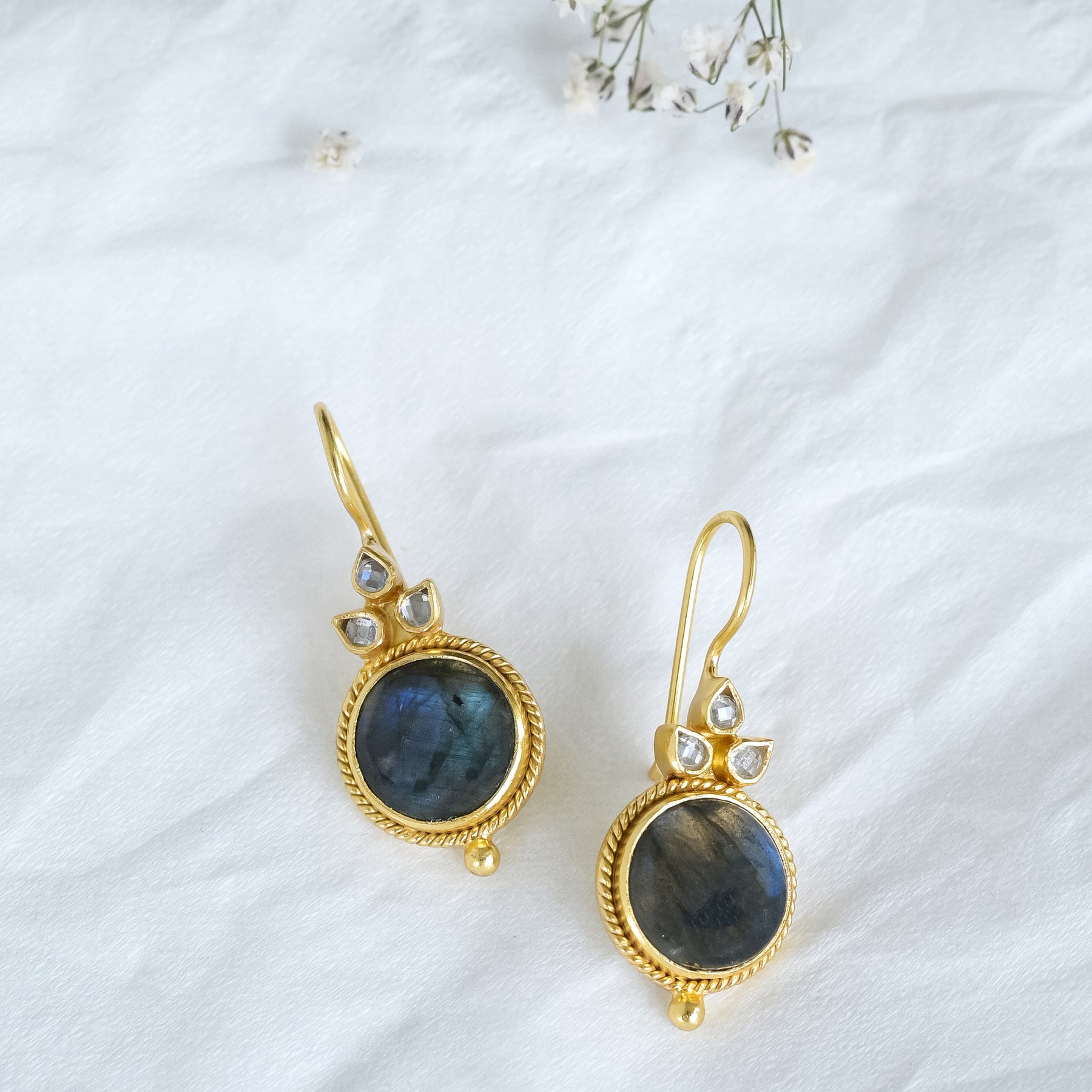 Megha Earrings Grey