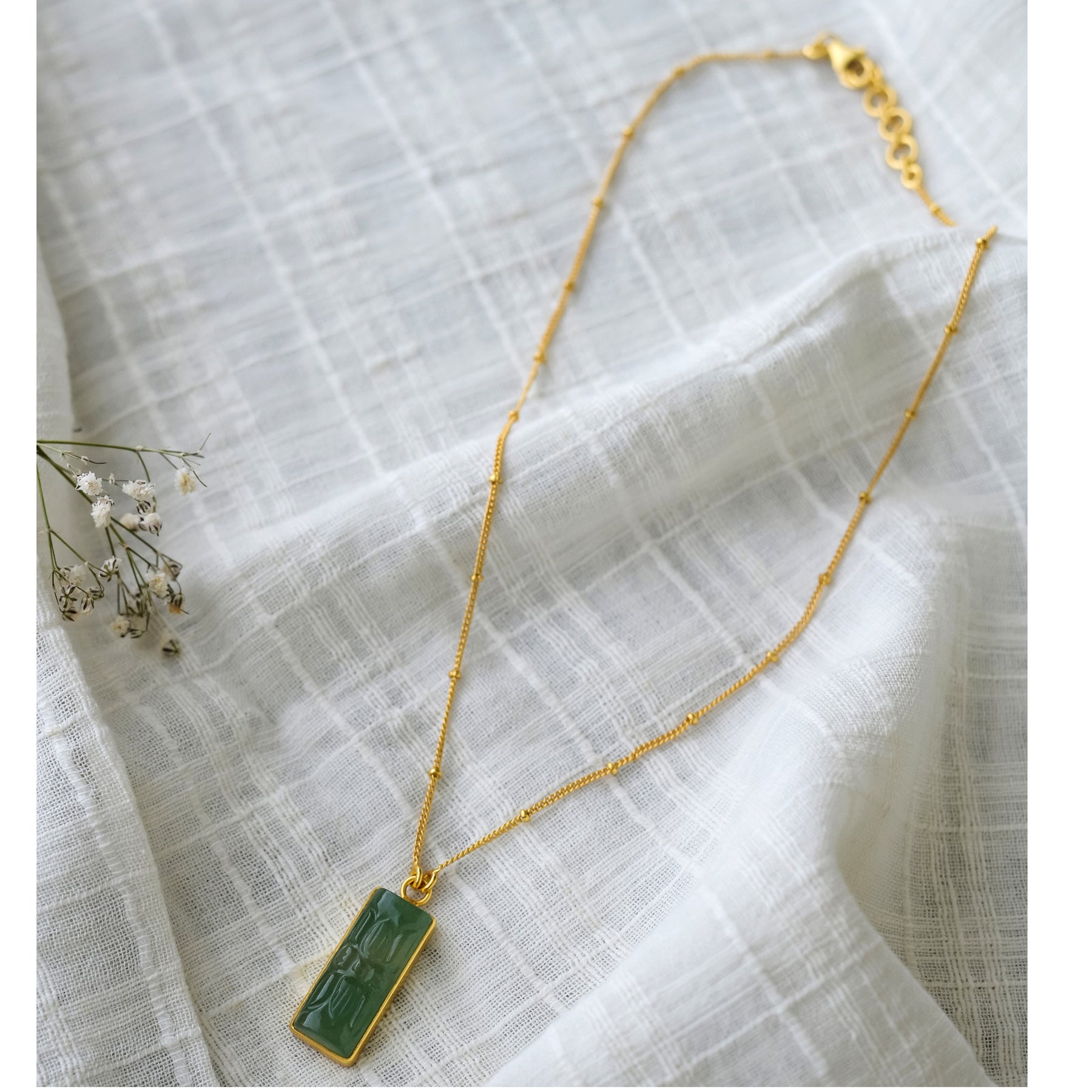 Vera Necklace Green Gold