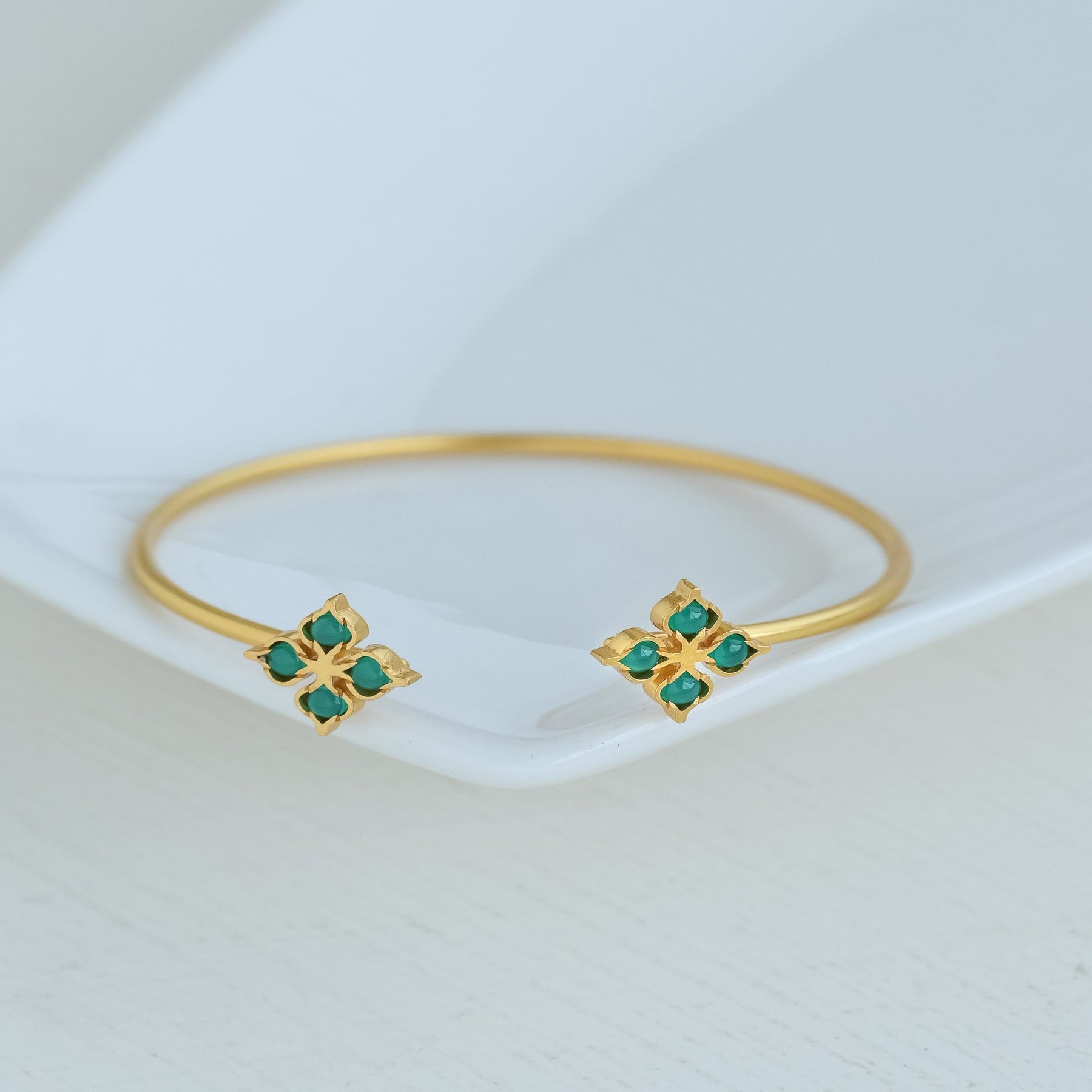 Blossom Bliss Bangle Green