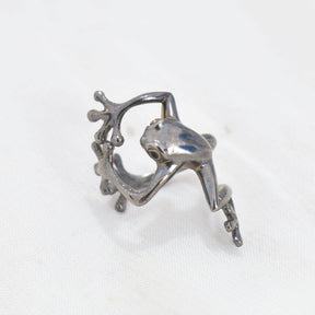 Frog ring