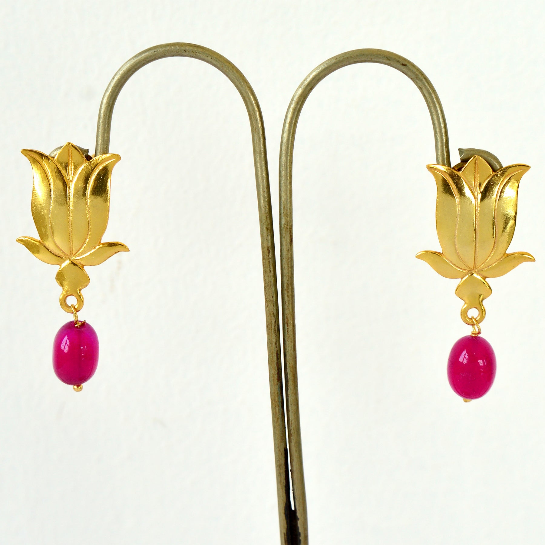 Lotus earrings red