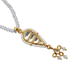 Priya necklace ivory