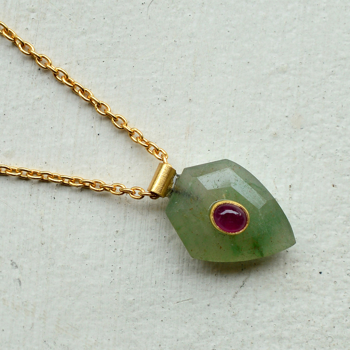 Urvashi necklace green