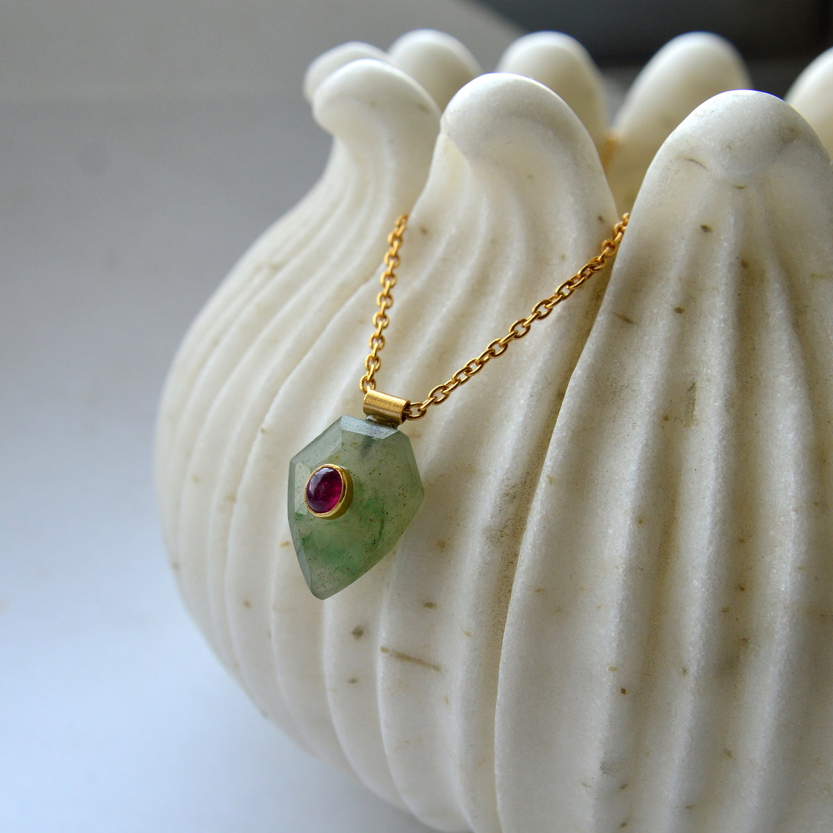 Urvashi necklace green